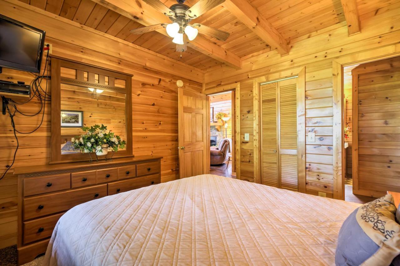 Sevierville Retreat Private Hot Tub And Lake Views! Εξωτερικό φωτογραφία