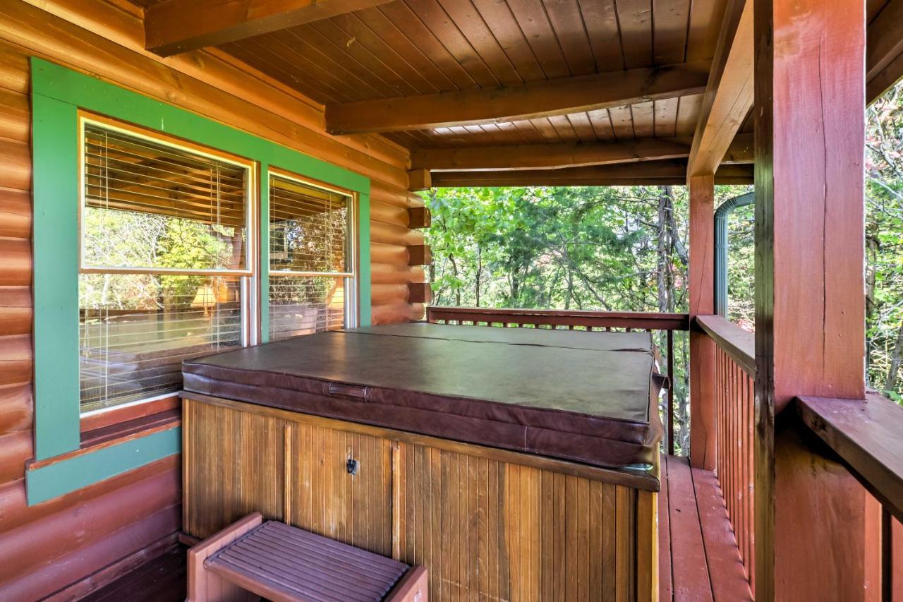 Sevierville Retreat Private Hot Tub And Lake Views! Εξωτερικό φωτογραφία