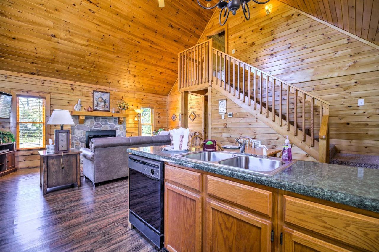Sevierville Retreat Private Hot Tub And Lake Views! Εξωτερικό φωτογραφία