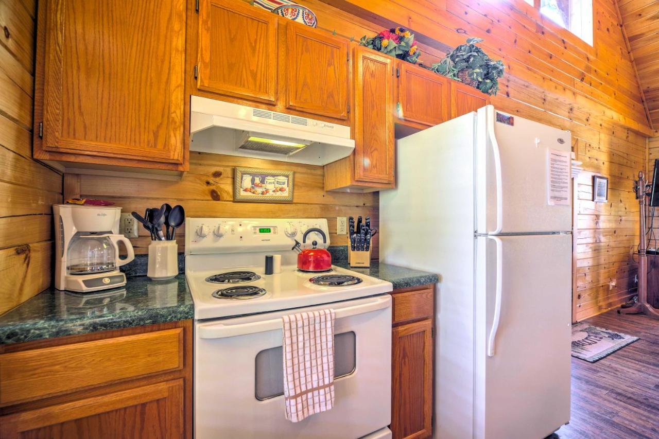 Sevierville Retreat Private Hot Tub And Lake Views! Εξωτερικό φωτογραφία